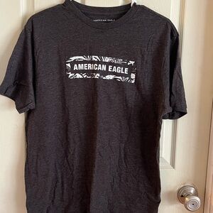 American Eagle super soft tshirt